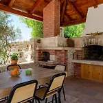 Front In Holiday home *