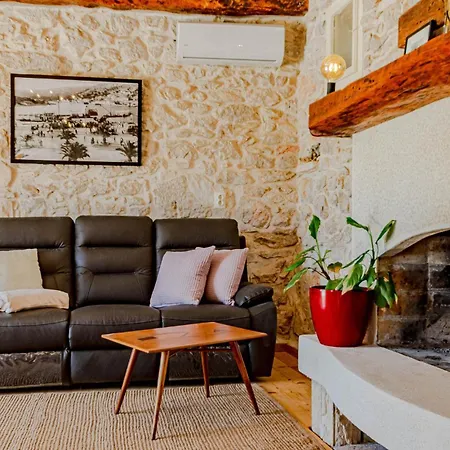 2 Bedroom Lovely In Hébergement de vacances Blato (Korcula)