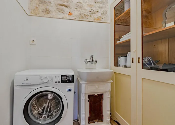 2 Bedroom Lovely In * Blato (Korcula)